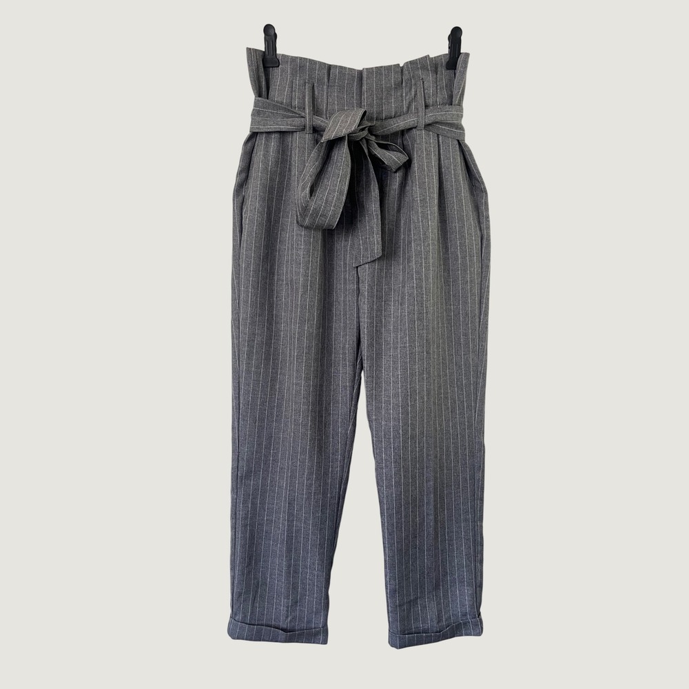 Indigo Rein Grey Pinstripe Paperbag Waist Tapered Pants Size 5/26 Office Casual